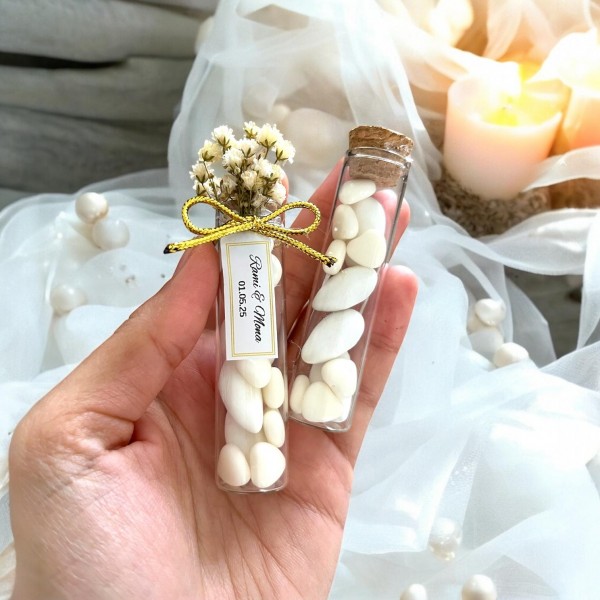 Tüp Şişe İçinde Badem Şekeri ve Kalpli Şeker Hediyeliği